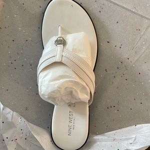 Brand New, never worn- Nine West size 6.5M white sandals